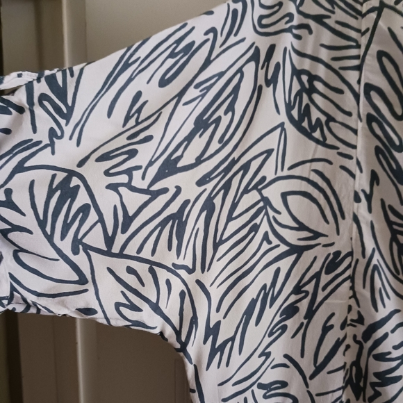 Loft top size L blue and white pattern - Picture 4 of 4